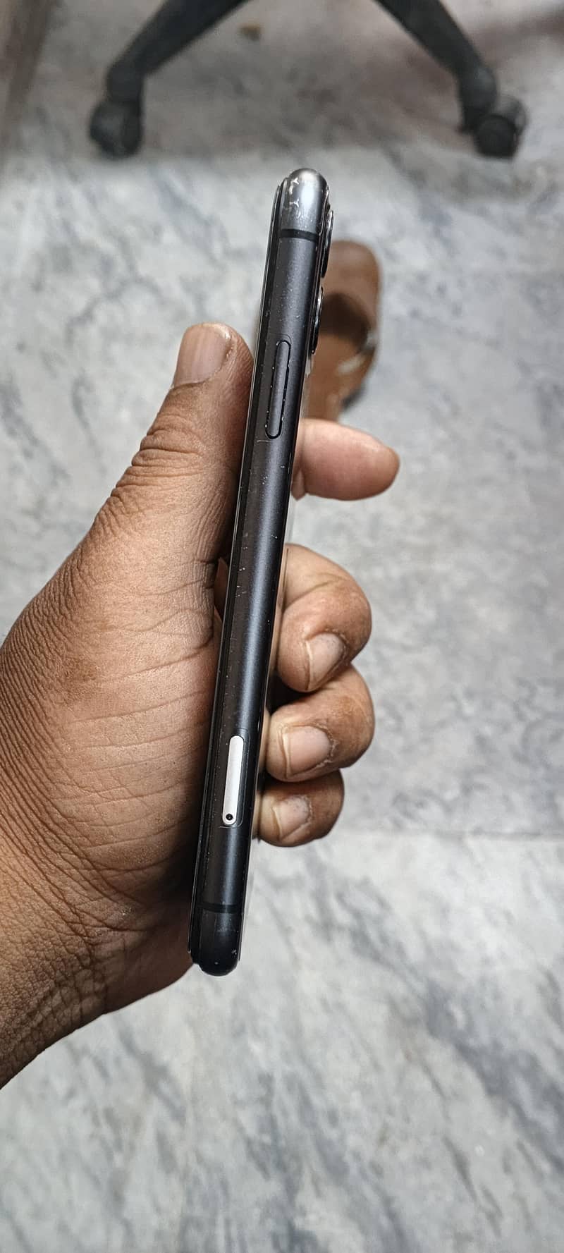 Apple iPhone 11 3