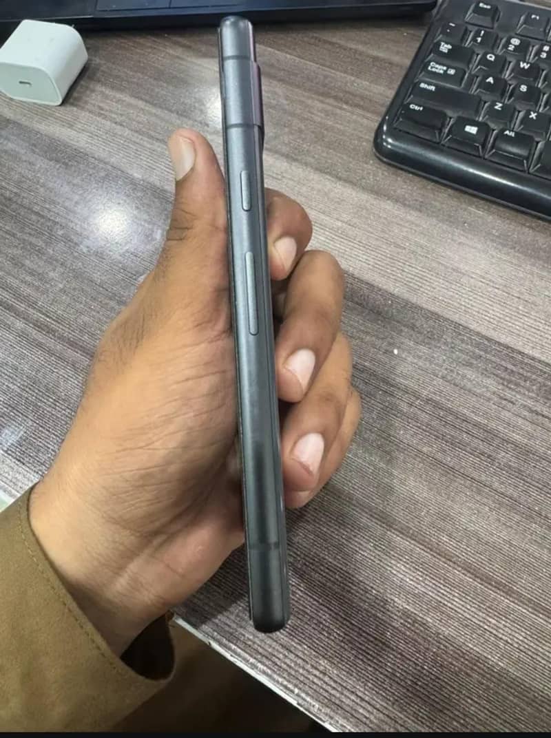Google Pixel 7a 2