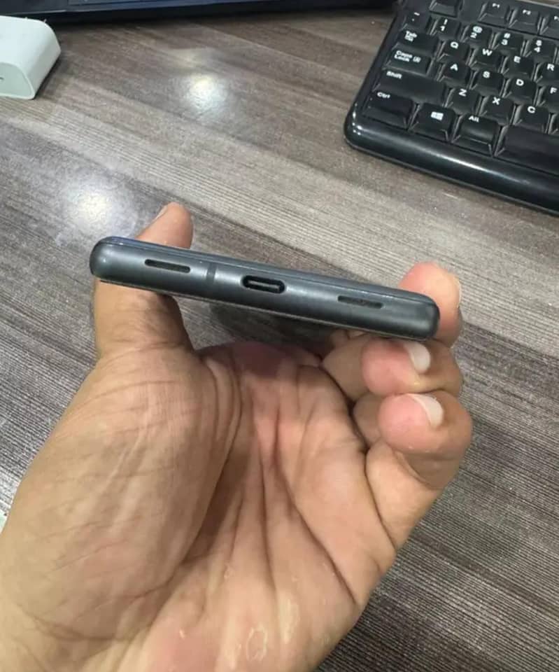 Google Pixel 7a 3