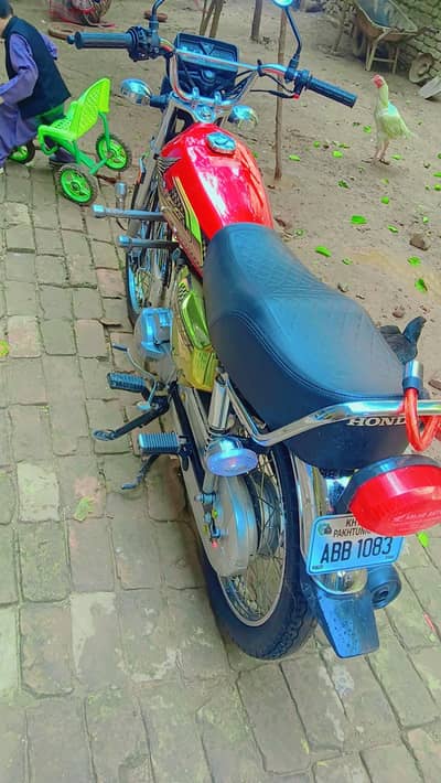 honda 125 gold edition selt and kick start peshwer regestrd