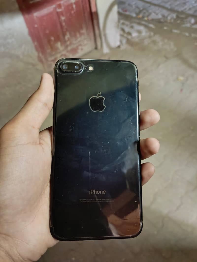 Apple iPhone 7 Plus 2
