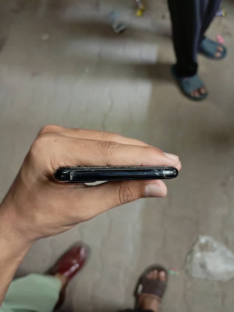 Apple iPhone 7 Plus 3