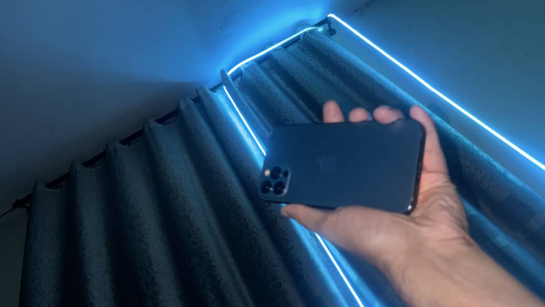 Apple iPhone 12 Pro 4