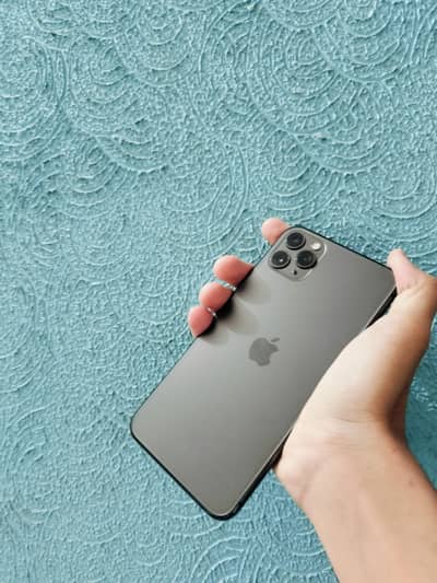 I PHONE 11 PRO MAX