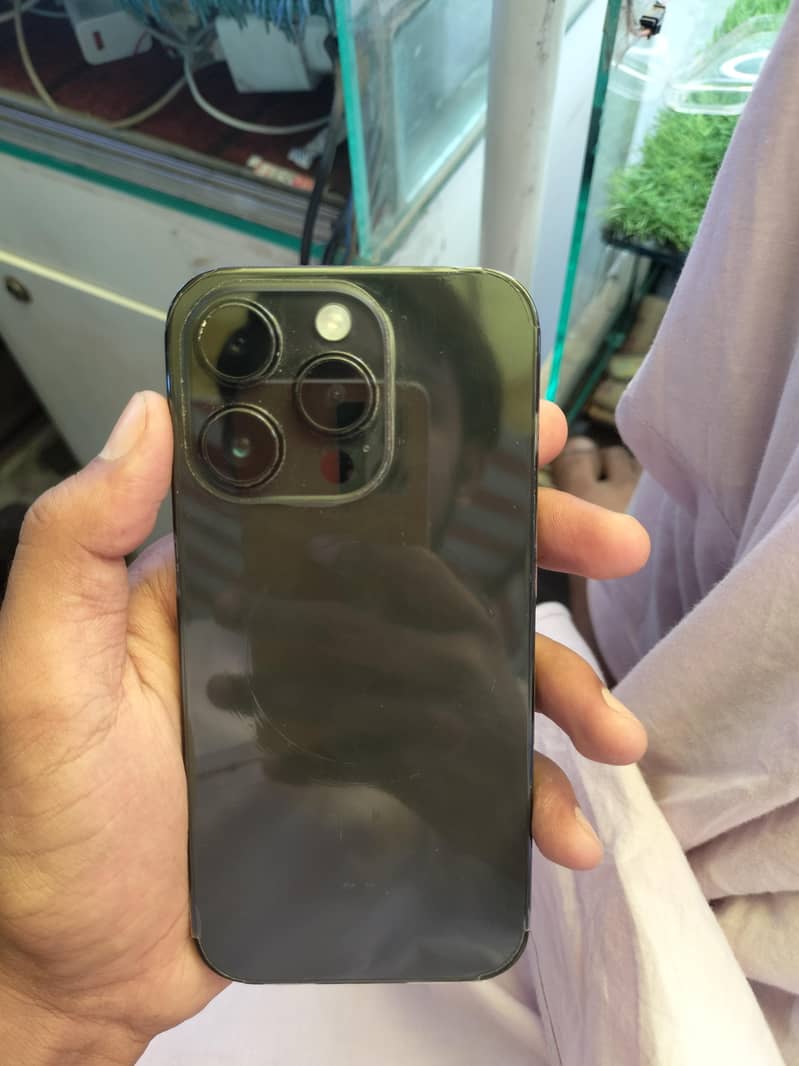 Apple iPhone 14 Pro 0