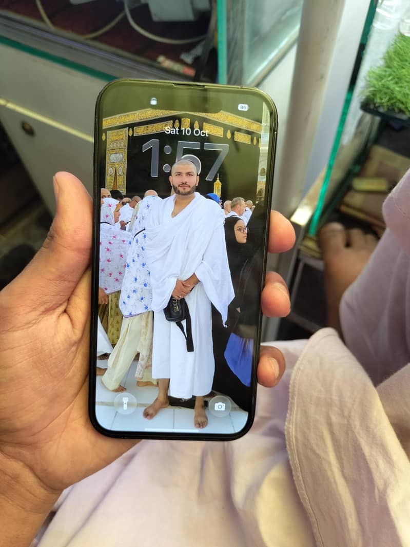 Apple iPhone 14 Pro 1