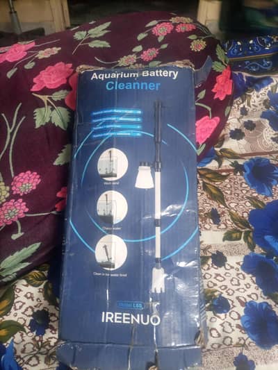 Aquarium battery cleanner