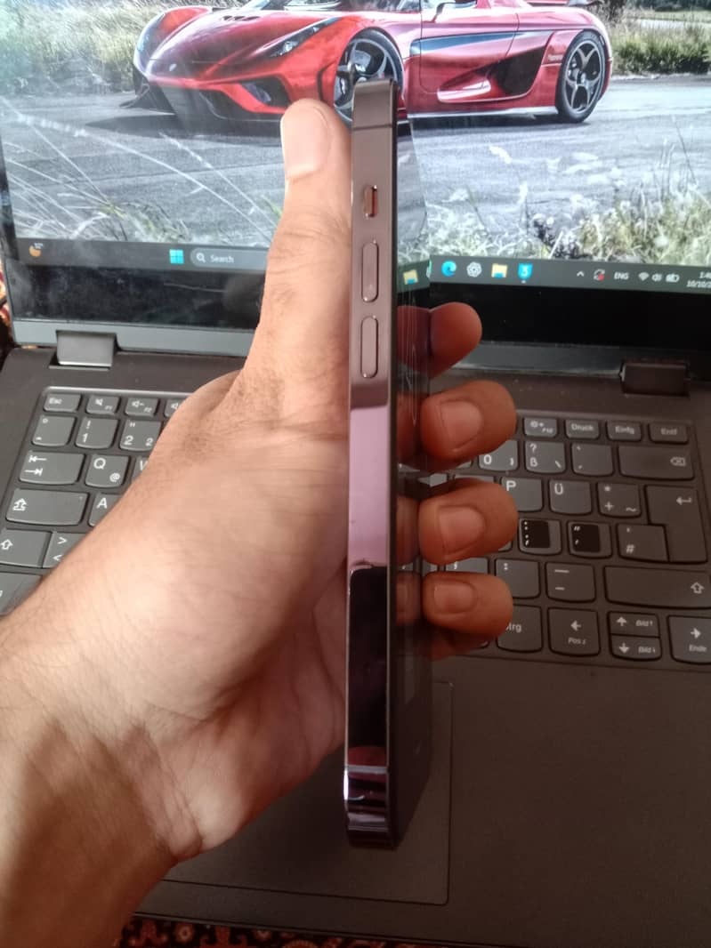 Apple iPhone 14 Pro 8