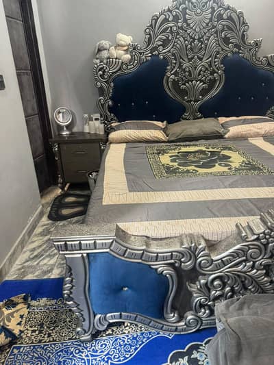 king size bed wood and fiber