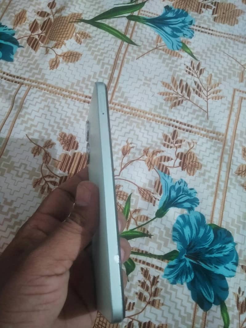 Realme Note 60x 3