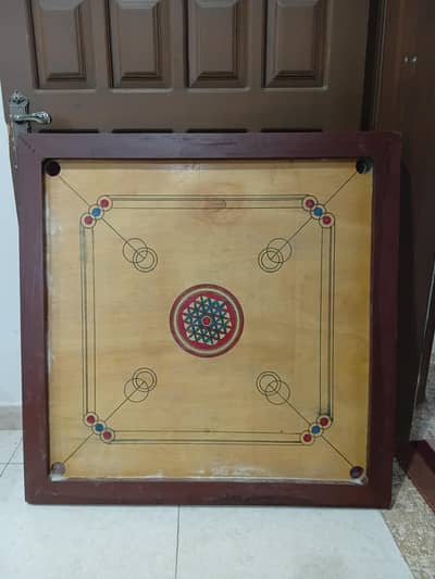 carom board in mint condition negotiable price
