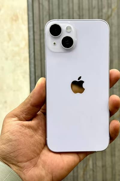 Apple iPhone 14