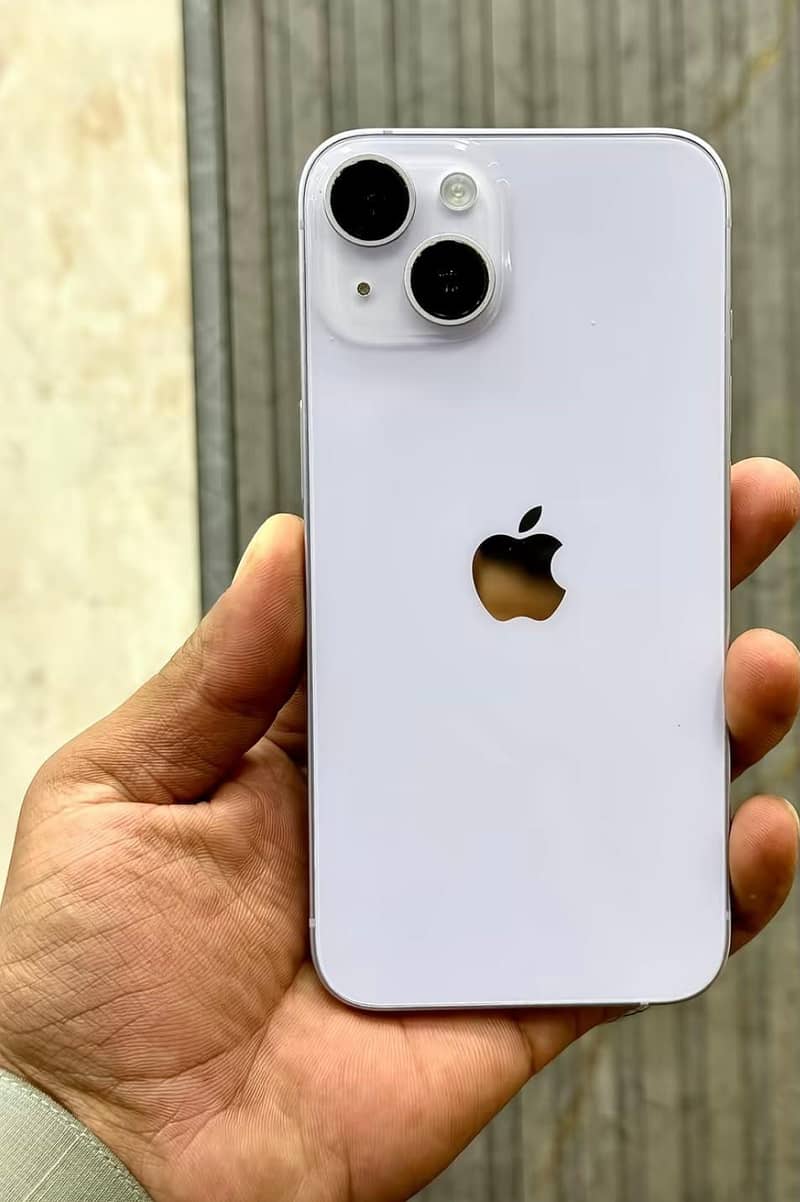 Apple iPhone 14 0