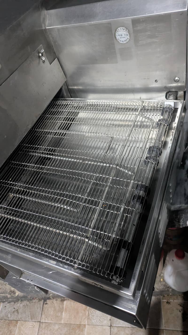 conveyor oven 4