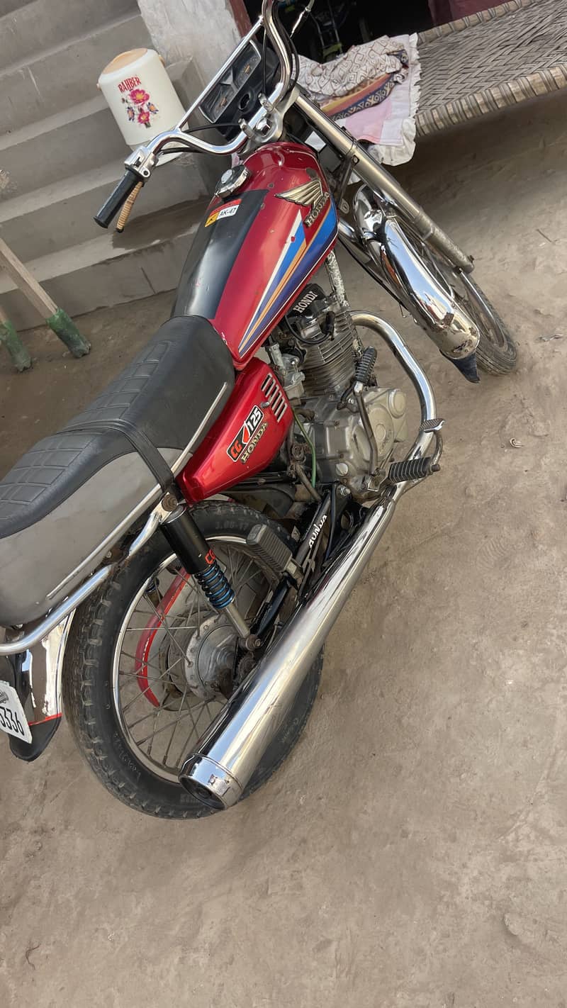 1982 model.   125 4