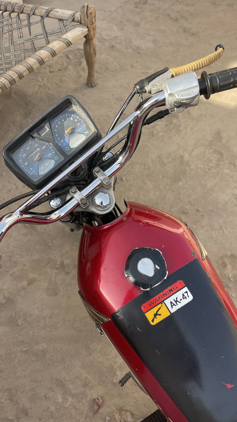 1982 model.   125 11