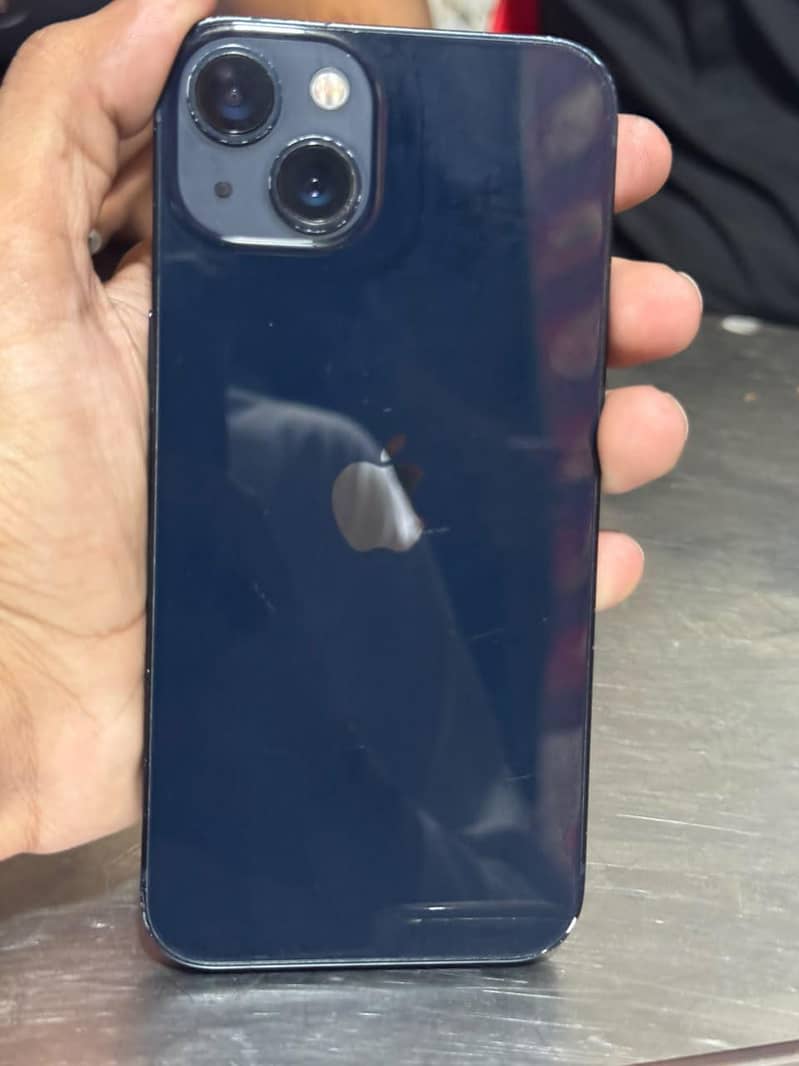 Apple iPhone 13 0