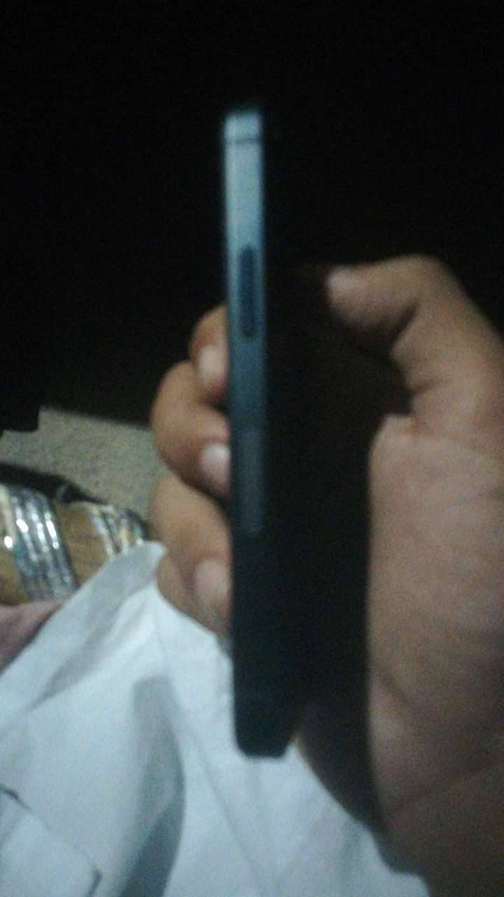 Apple iPhone 13 mini 4