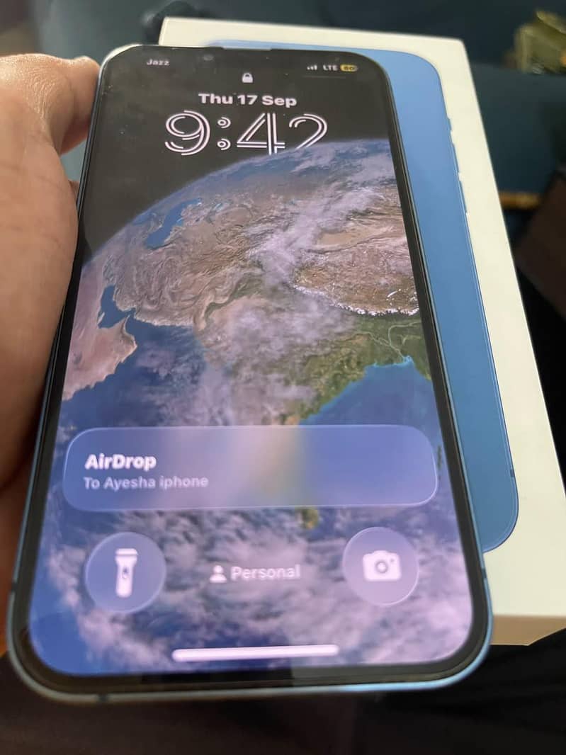 Apple iPhone 13 4