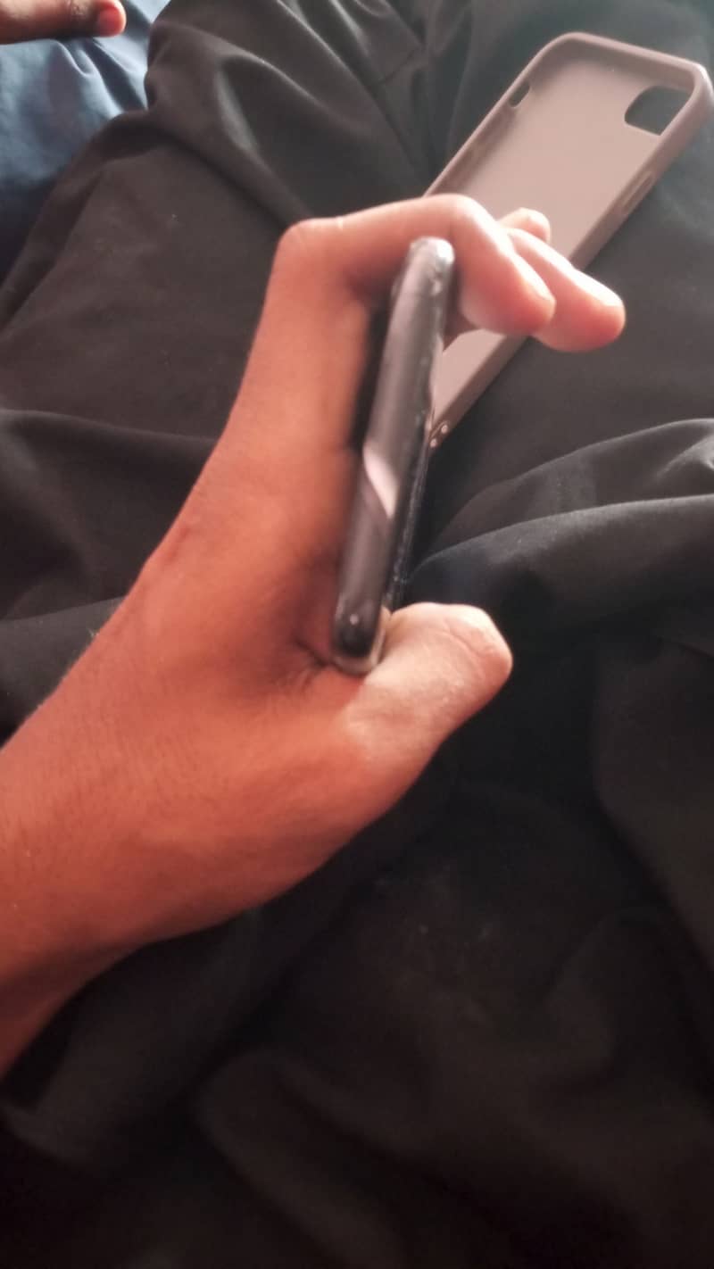 Apple iPhone 7 4