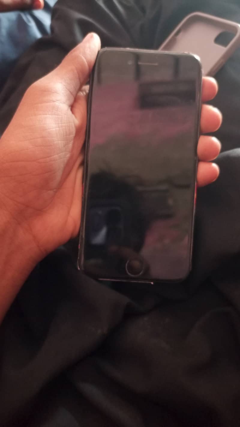 Apple iPhone 7 5