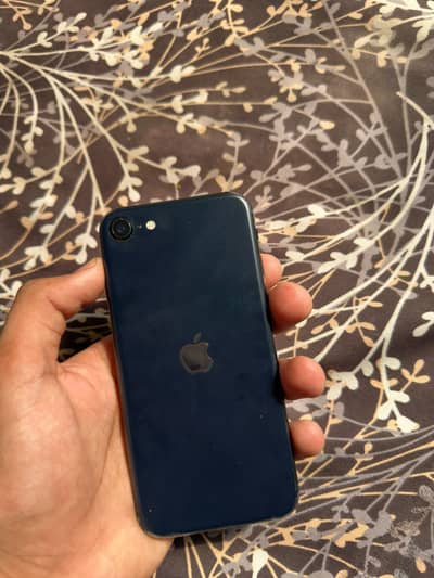 Apple iPhone SE
