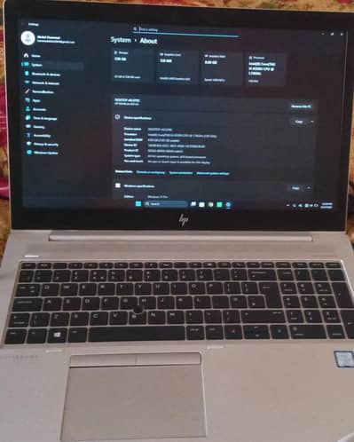 HP elite book, Core i5, 8 generation, 8 GB Ram, 128 GB storage