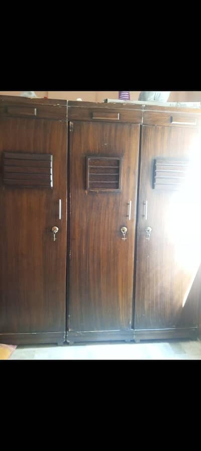 3 door almari