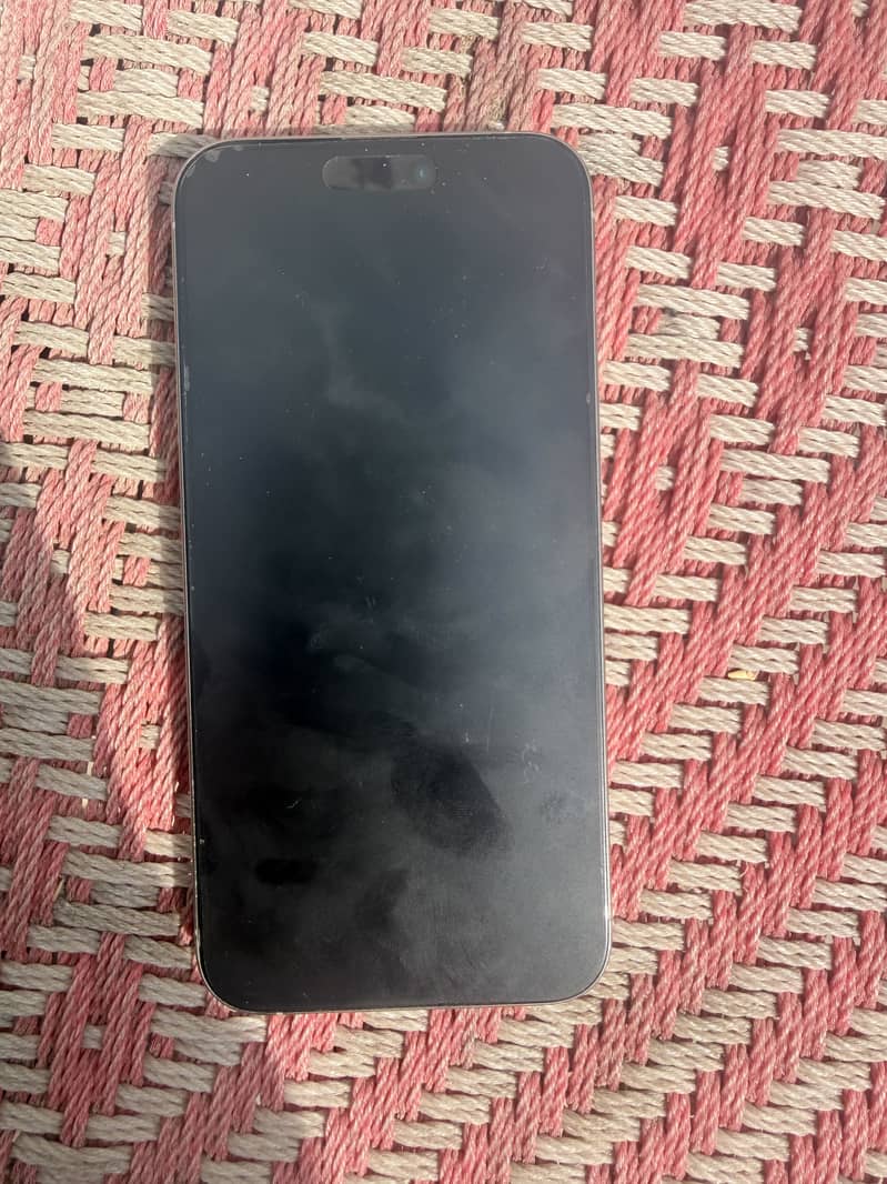 Apple iPhone 15 Pro Max 2