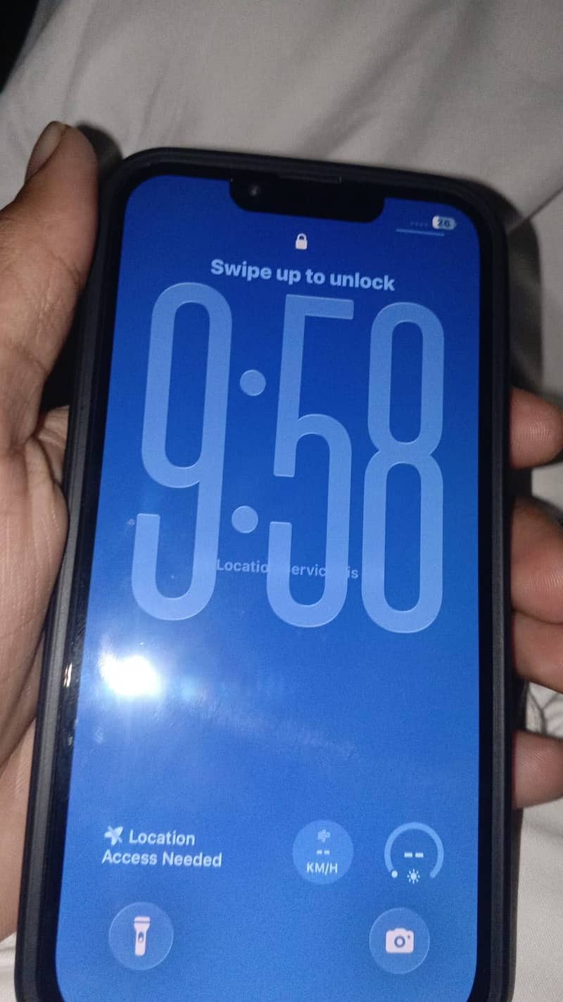 Apple iPhone 13 6