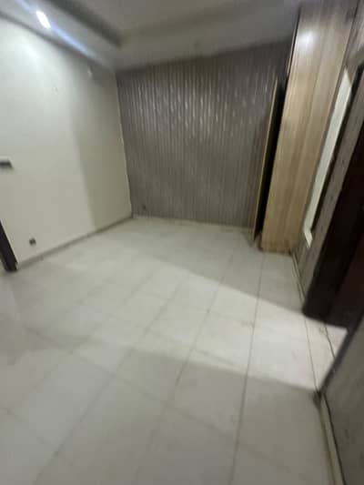 1 bedroom non furnished apartment available for rent in bahria town phase 4 civic centre