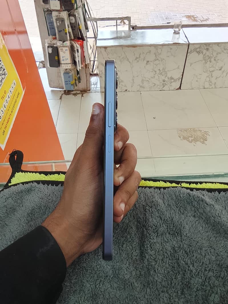 Realme c75x 3