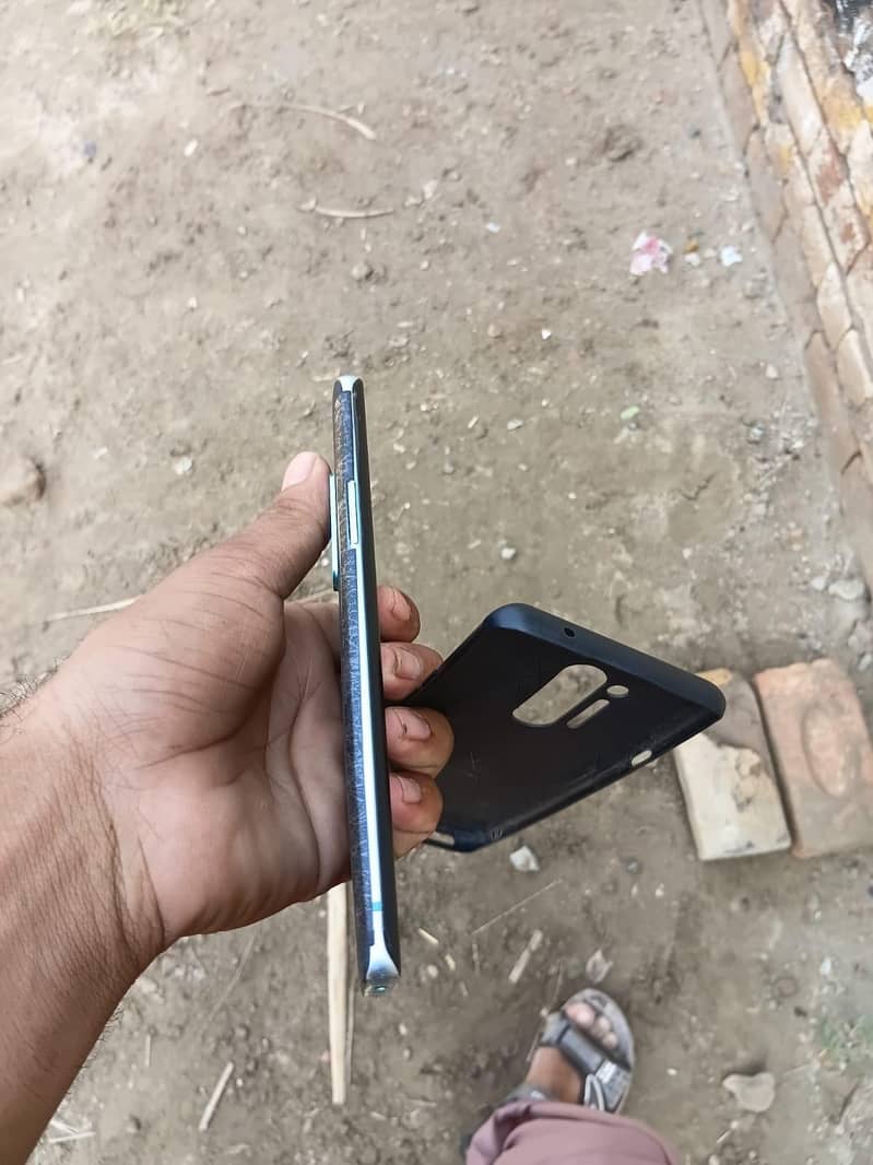 One Plus 8 Pro 4
