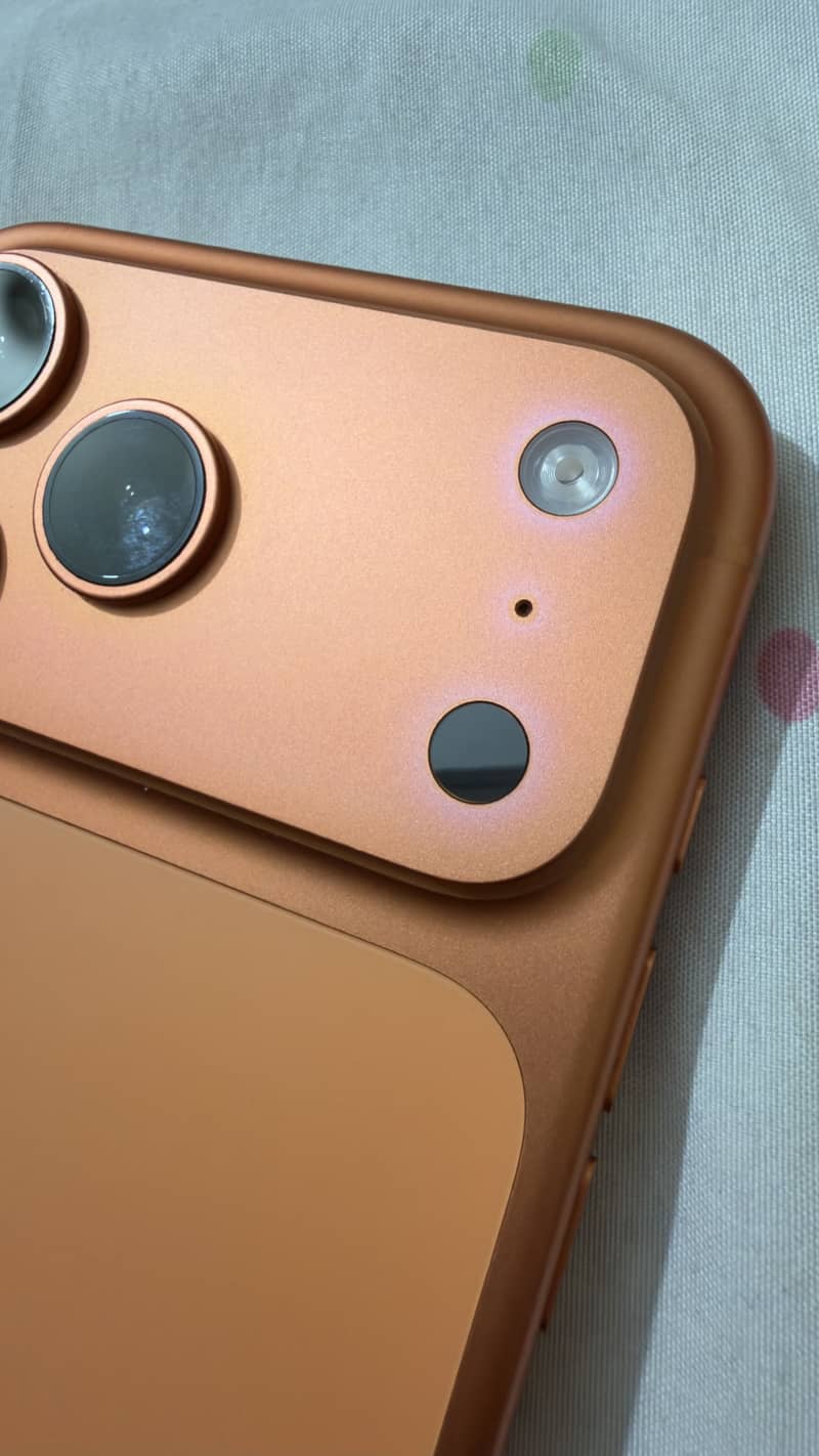 Apple iPhone 17 Pro Max 8