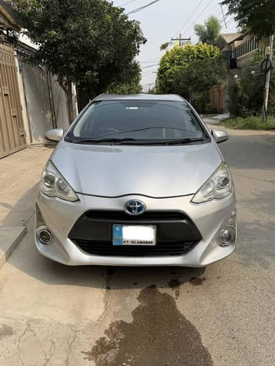Toyota Aqua 2015 L