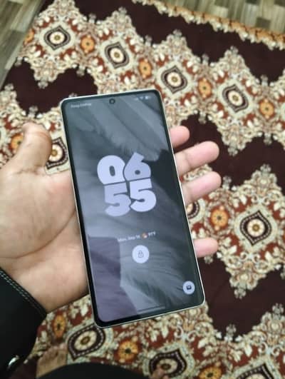 Google Pixel 7 Pro for urgent sale
