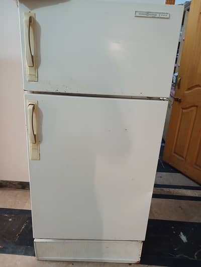 Used Dawalnce Freezer for Sale