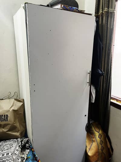 Almari single door