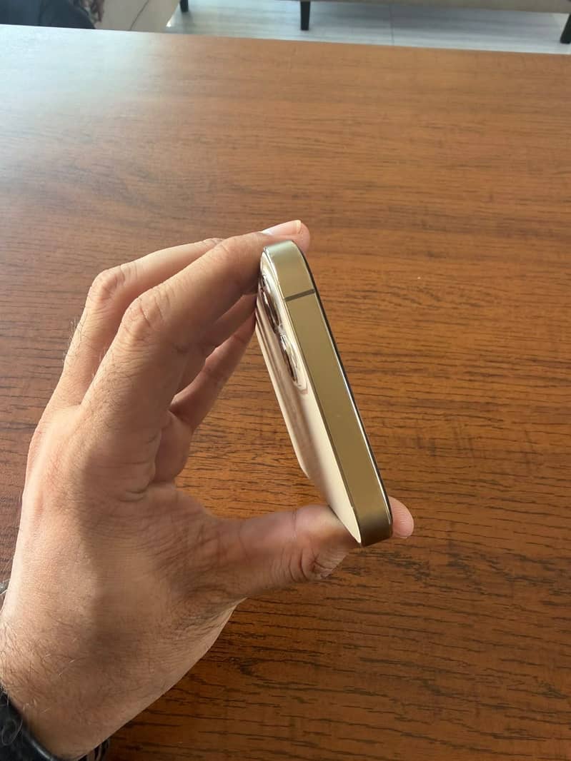 iPhone 12pro 0