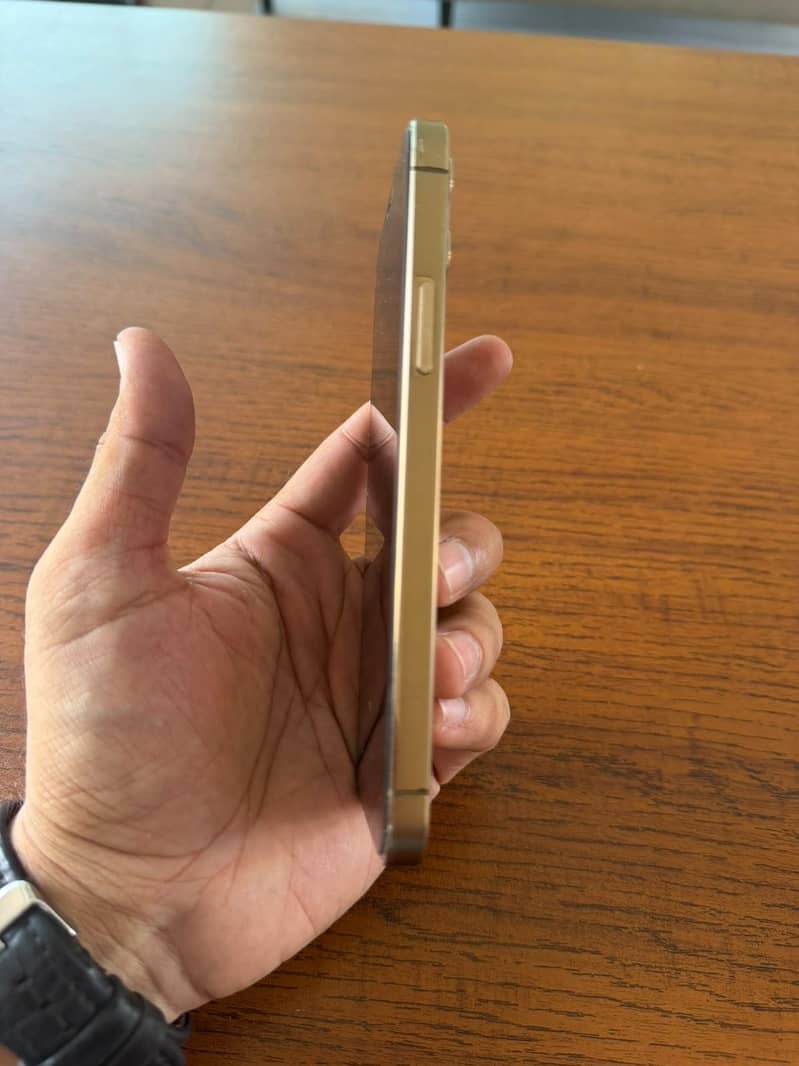 iPhone 12pro 2