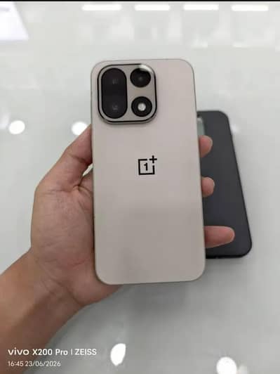 One Plus 15