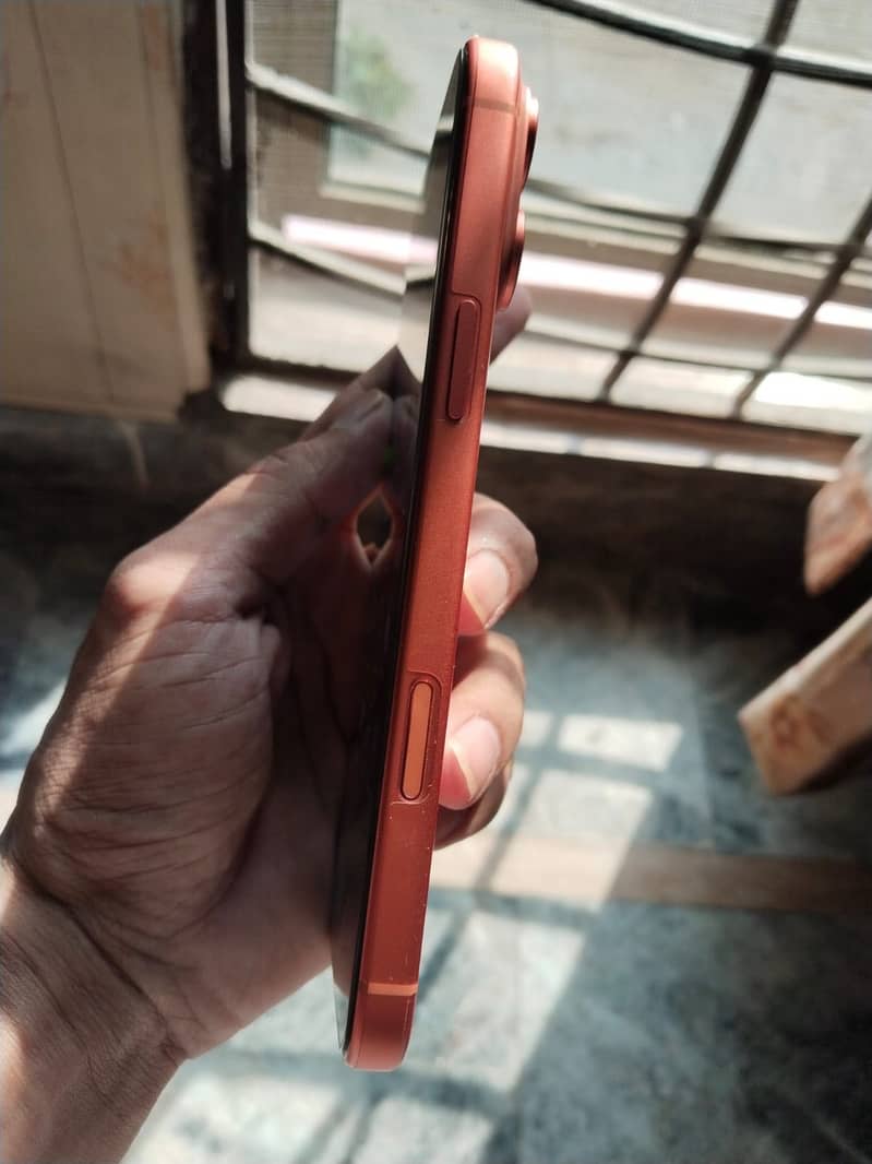 Apple iPhone 17 Pro Max 1