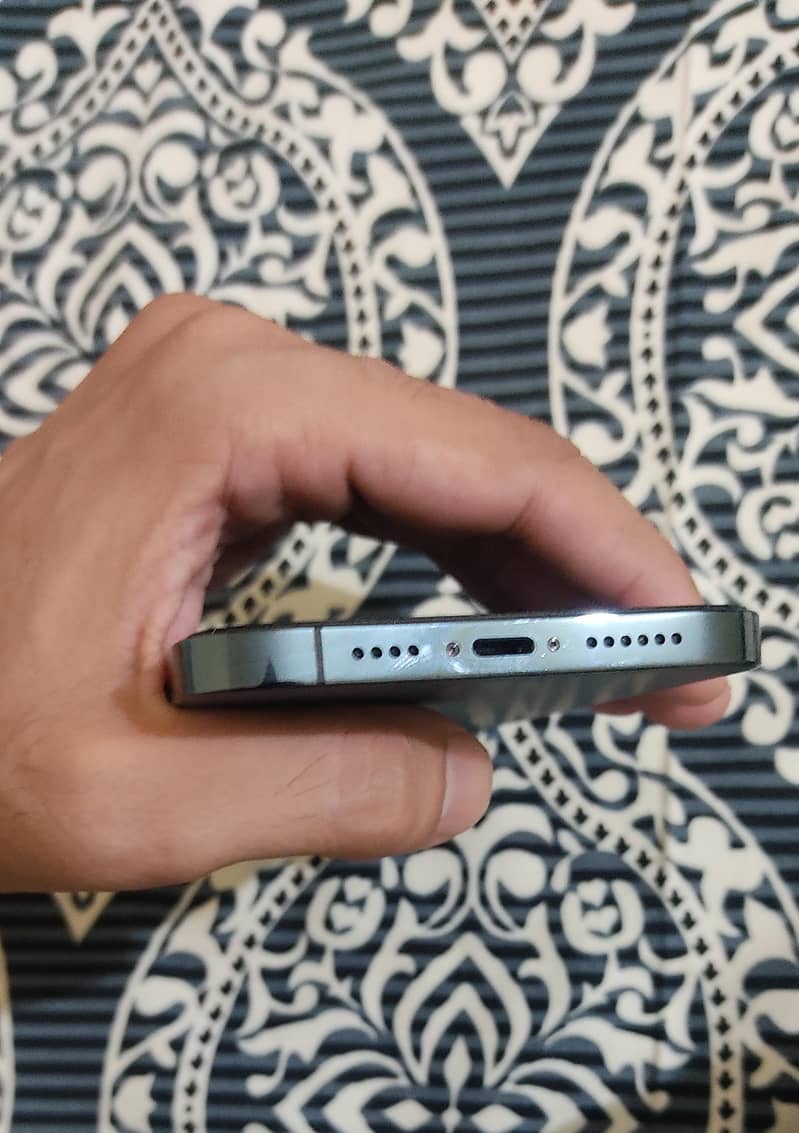 Apple iPhone 12 Pro Max 10