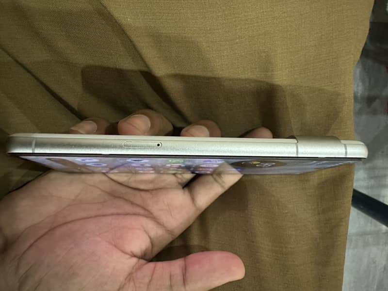 Google Pixel 7 3