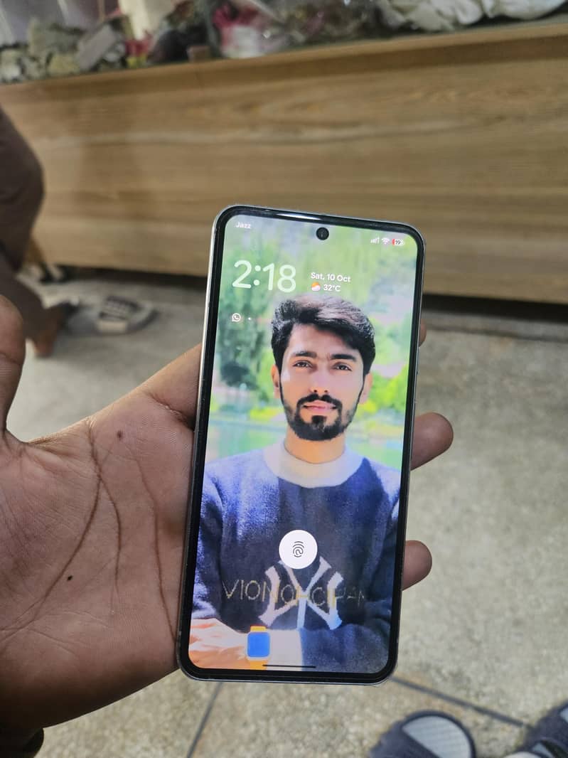 Google Pixel 8 0