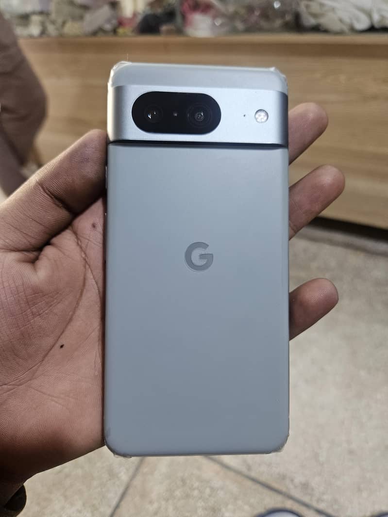 Google Pixel 8 1