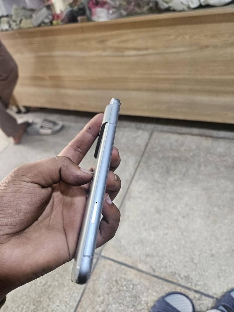 Google Pixel 8 3