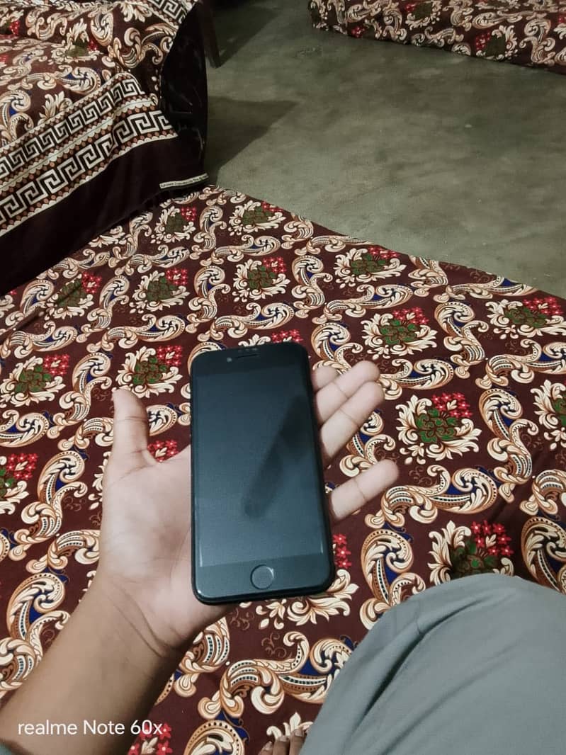 Apple iPhone SE 1