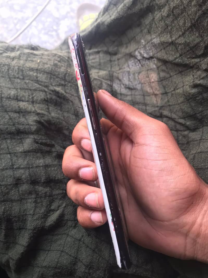 One Plus 6T 3