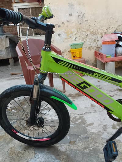 Bycycle ha Begood company ki ha used ma ha achi halat ma ha